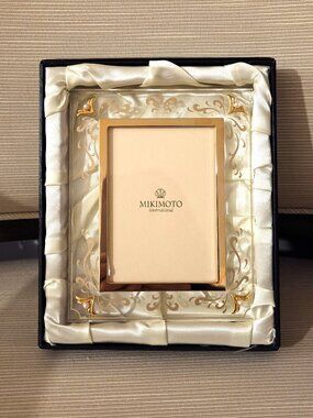 Mikimoto x4 Pearls Japan Luxury Gold Overlay Clear Photo Frame NEW in Box